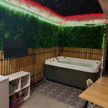Cosy, Jardin & Jaccuzi *